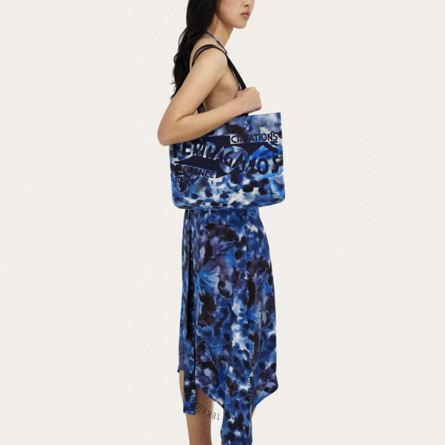 Túi Xách Salvatore Ferragamo Carnation print tote bag (L) New Navy blue 219475794120 MTRK027