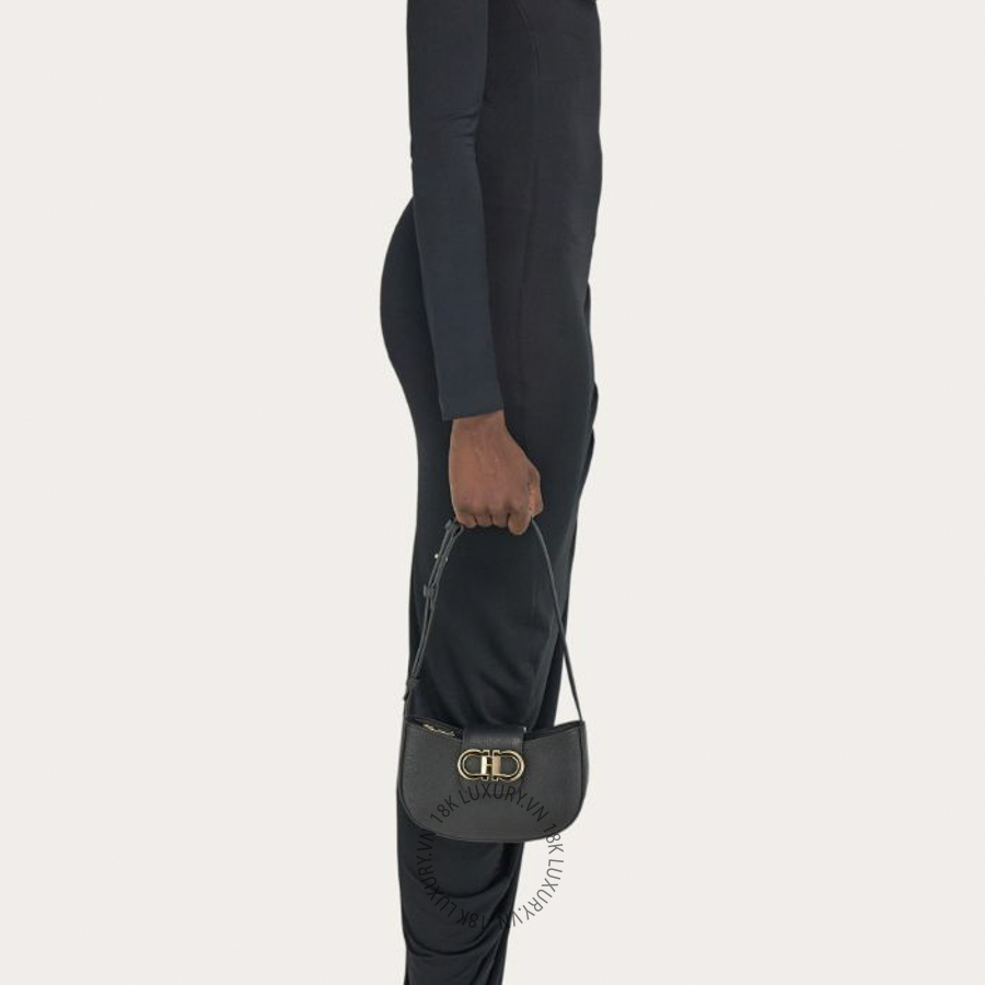 Túi Xách Salvatore Ferragamo Double Gancini mini shoulder bag black 220947785940 black MTRK006
