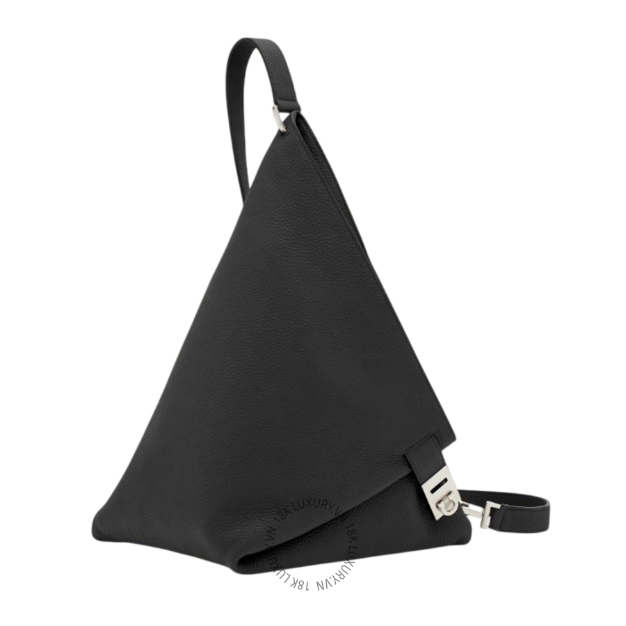 Túi xách Salvatore Ferragamo hug buckle slingbag (m) đen 241728782538 PUCH067