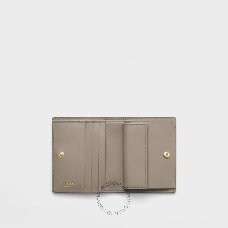 Ví Ngắn Prada Small leather wallet in Clay Grey 1MV204_2BBE_F0JDS PRV144