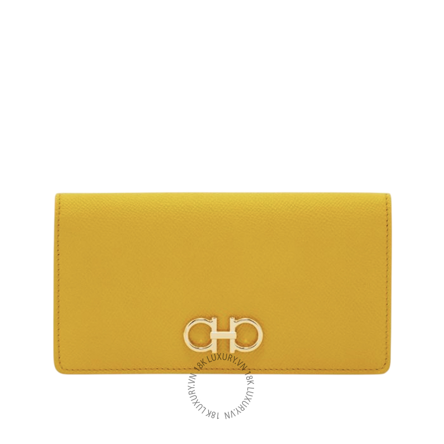 Ví Salvatore Ferragamo Gancini continental wallet yellow 22D779794495 WBLP022